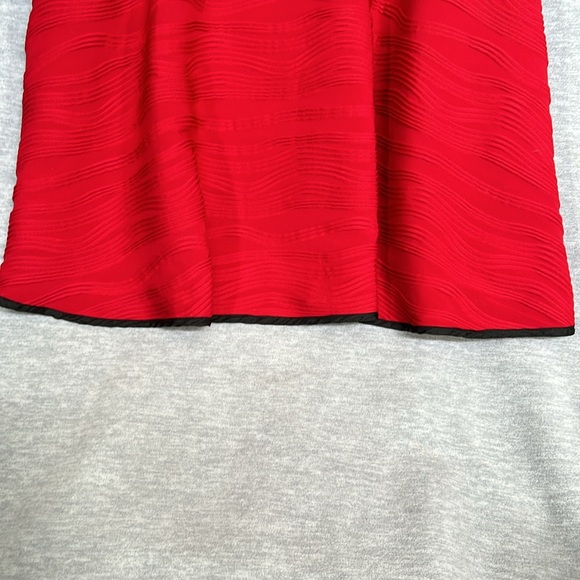 COME N SEE Holiday Christmas Valentines Classic Big Button Warm Washable Cape - Picture 10 of 12